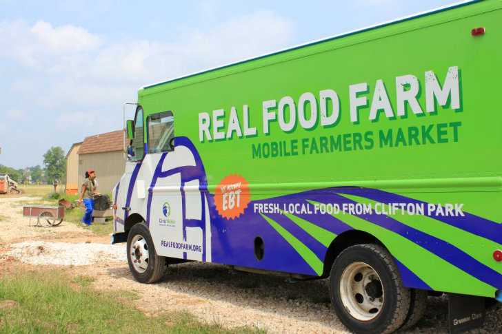 Real-Food-Farm-Mobile-Markets-4