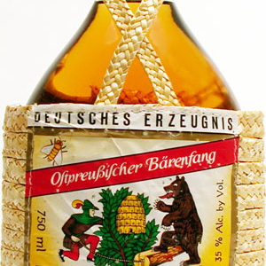 Bärenjäger — a bear liqueur Bärenjäger — a bear liqueur