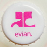 evian выпустил новую дизайнерскую серию от Courrèges evian выпустил новую дизайнерскую серию от Courrèges