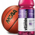 Vitaminwater дает баскетбольным фанатам сумасшедшие советы Vitaminwater дает баскетбольным фанатам сумасшедшие советы