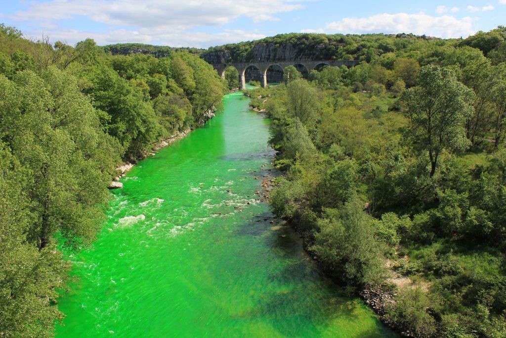 1_Environmentalists-are-dying-France’s-rivers-green-1024x683
