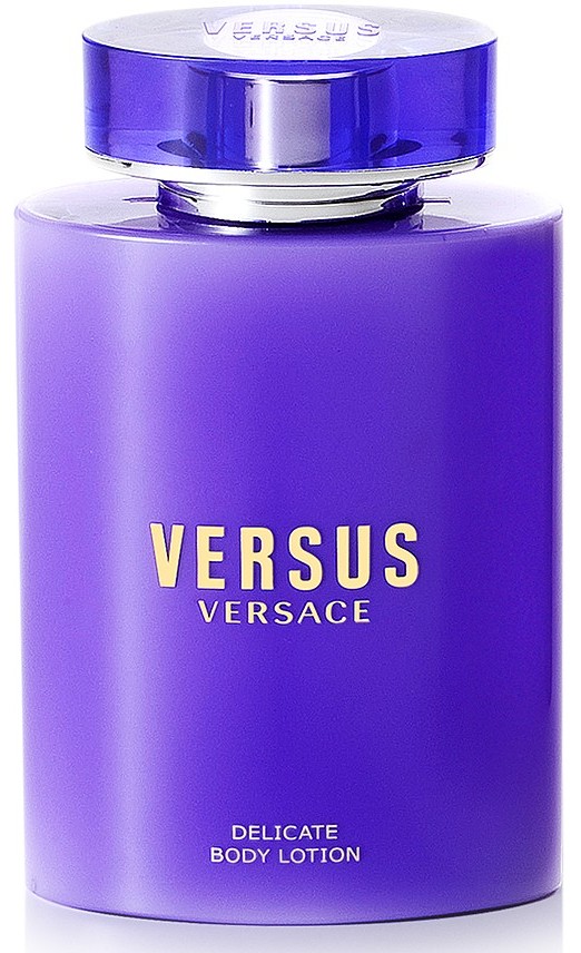 Versace Versus Turns Back the Course of Time – POPSOP